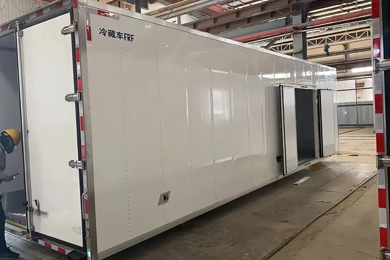 Gekoelde vrachtwagenopbouw